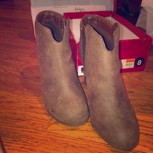 Never worn brown ankle boots